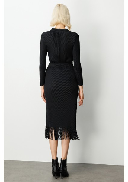 Kadın Beli Lastikli Püsküllü Etek 3911 Siyah fırsatları