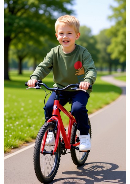 Erkek Çocuk Konforlu Örme Sweatshirt ve Eşofman Altı Takımı Bisiklet Yaka Kaliteli Şık Rahat modelleri