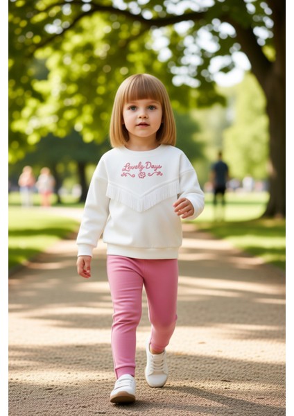 Kız Çocuk Örme Takım Slogan Baskılı Püsküllü ve Oversize Konforu Kaliteli Şık Rahat fırsatları