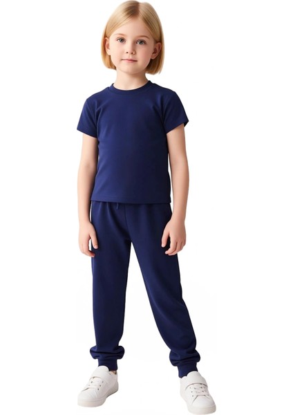 Kız Çocuk Rahat Kesim Tişört ve Geniş Paça Pantolon Seti Kaliteli Şık Rahat Günlük