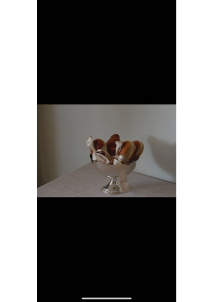 Ayaklı Gümüş Kase