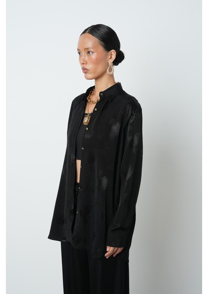 Kadın Siyah Renk Lale Desenli Oversize Kesim Gömlek fiyatları