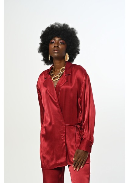 Kadın Yandan Bağlamalı Düz Renk Saten Gömlek fırsatları