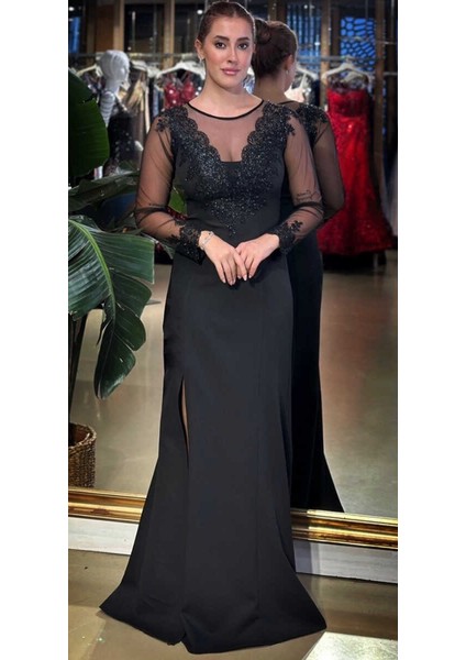 Siyah Yuvarlak Yaka Uzun Kollu Yırtmaçlı Düz Kesim Likralı Krep Uzun Abiye Elbise 11028-01