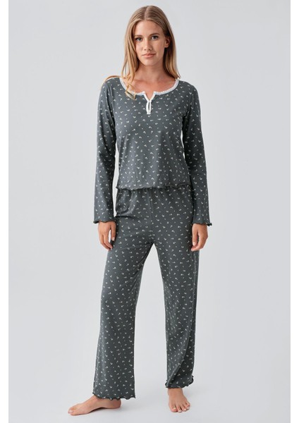 Uzun Kollu Desenli Düğmeli Esnek Pamuklu Pijama Takım 18202 fiyatları