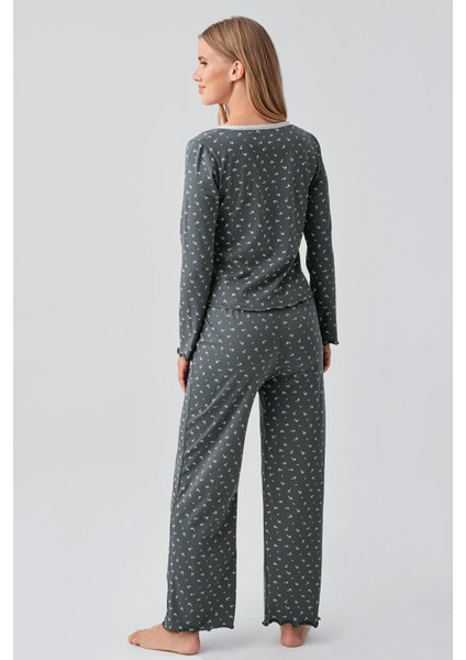 Uzun Kollu Desenli Düğmeli Esnek Pamuklu Pijama Takım 18202 modelleri