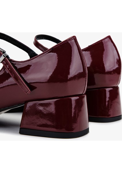 Kadın Suni Deri Bordo Rugan Topuklu Ayakkabı 1073 26V81 Bn Ayk SK25-26 Bordo Rgn fırsatları