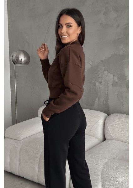 Kadın Fermuarlı Fit Cropped Sweatshirt – Sportif & Şehirli Stil fiyatları