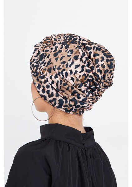Pudra Çapraz Büzgülü Tesettür Bone Sandy Leopar Desen 2511_06