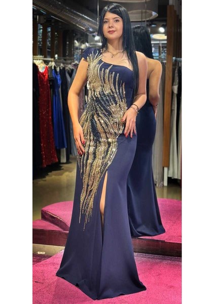 Lacivert Tek Omuzlu Yırtmaçlı Düz Kesim Krep Uzun Abiye Elbise 7632