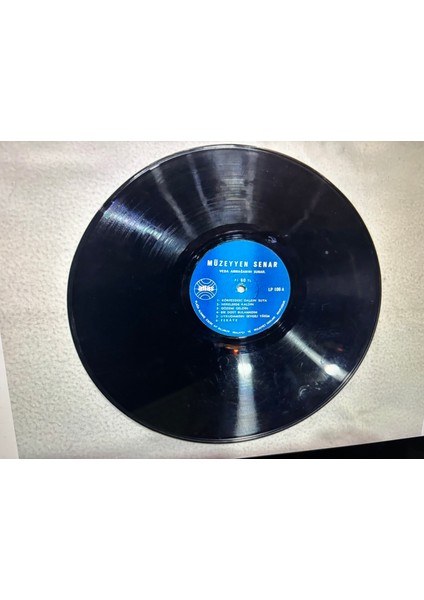 Müzeyyen Senar 40. Sanat Yılında - Dönem Baskısı Lp Plak 8 Puan
