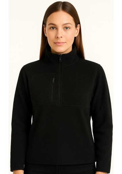 Kadın Polar Kazak – Dik Yaka, Yarım Fermuarlı, Fermuarlı Göğüs Cepli, Siyah Biyeli, Kışlık Rahat Regular Fit Günlük Model - Siyah