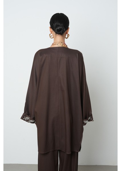 Kadın Yakası ve Kolları Boncuk Işlemeli Oversize Uzun Kimono indirimleri