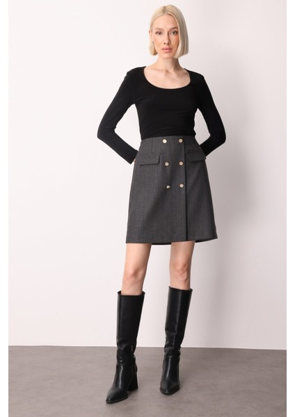 Kadın Beli Lastikli Süs Düğmeli Mini Etek 2019 Siyah fiyatları