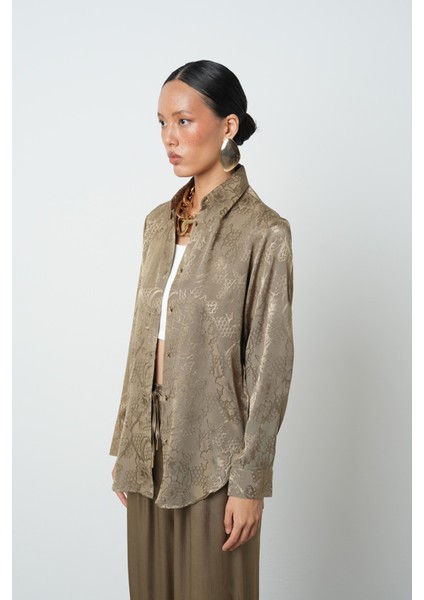 Kadın Haki Renk Desenli Altın Düğmeli Gömlek fiyatları
