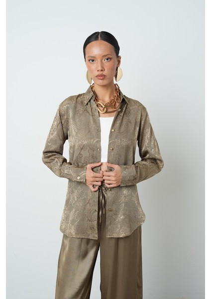 Kadın Haki Renk Desenli Altın Düğmeli Gömlek modelleri