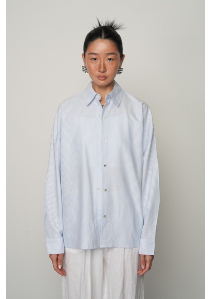 Kadın Mavi Çizgili Düğme Detaylı Gömlek