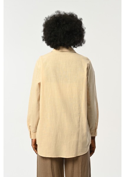 Kadın Natur Renk Önü Nakış Işlemeli Oversize Kesim Gömlek indirimleri