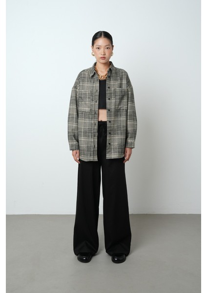 Kadın Ekose Desenli Çift Cepli Gömlek fırsatları