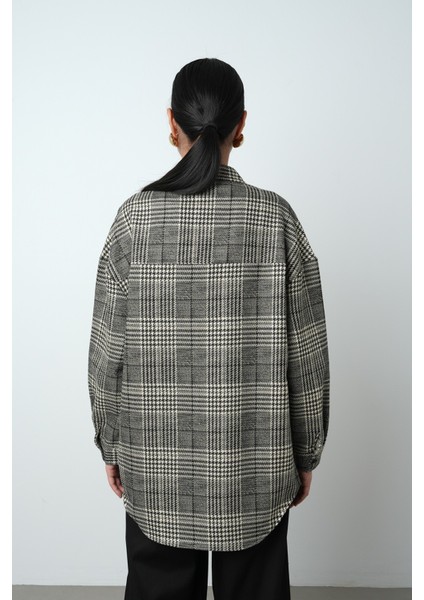 Kadın Ekose Desenli Çift Cepli Gömlek indirimleri