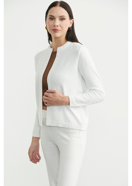 Yuvarlak Yaka Motifli Triko Hırka - Kemik modelleri