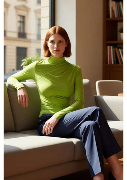 Kadın Moda Şık Üst Giyim Crop Dik Yaka Slim Kalıp Örme Büzgülü Kare Yaka Vücuda Oturan Esnek Bluz