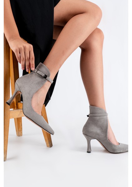 Topuklu Gri Süet Kadın Açık Bot Bilekten Ayarlanabilir Tokalı Model modelleri