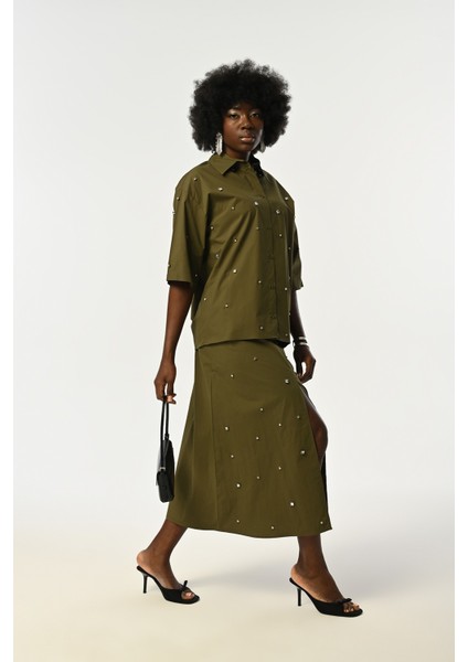 Kadın Önü Taş Işlemeli Truvakar Kollu Haki Renk Gömlek indirimleri