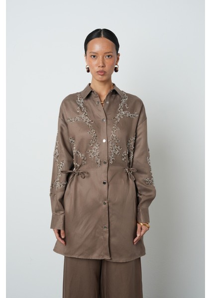 Kadın Boncuk Işlemeli Belden Büzgülü Çıtçıt Kapamalı Ceket