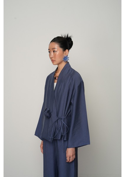 Kadın Gül Detaylı Yandan Bağlamalı Düz Renk Kimono-Ceket fiyatları