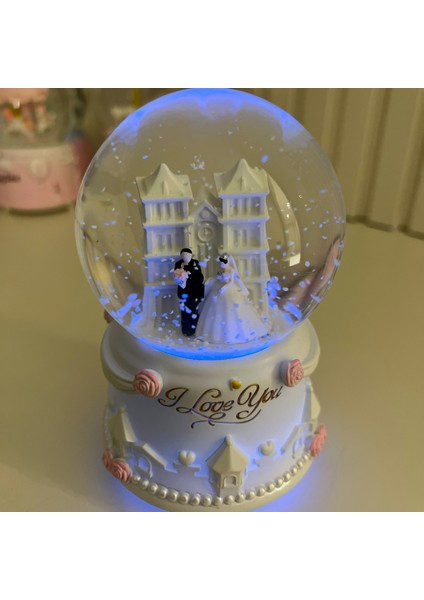 Sevgili Çift Gelin Damat Işıklı Müzikli Orta Boy Kar Küresi TKY0401 fırsatları