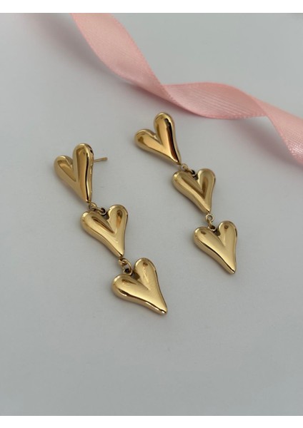 Sallantılı Üç Kalp Model Kararmaz Gold Çelik Küpe