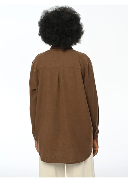 Kadın Önü Çiçek Nakış Işlemeli Düz Renk Gömlek indirimleri