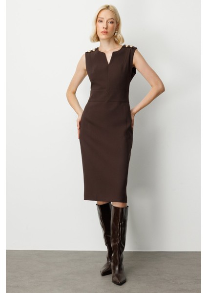 Kadın Süs Düğme Detaylı Kolsuz Elbise 4015 Kahverengi
