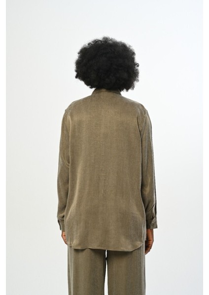 Kadın Düz Renk Oversize Kesim Gömlek fırsatları