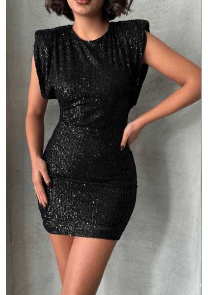 Sırt Dekolteli Pul Işlemeli Kırmızı Mini Elbise modelleri