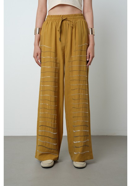 Kadın Yatay Şerit Taş Işlemeli Düz Renk Beli Lastikli Bol Paça Pantolon