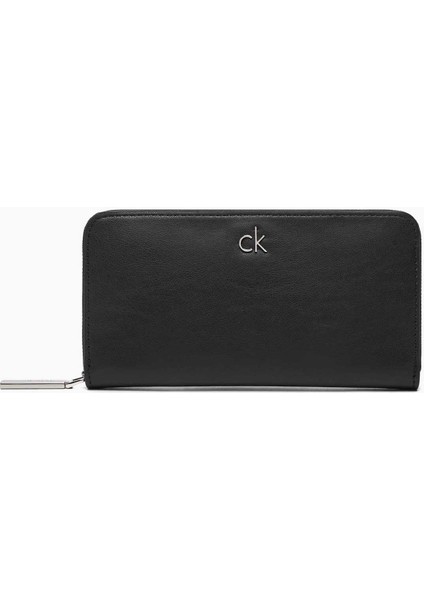 Büyük Boy Fermuarlı Kadın Cüzdan