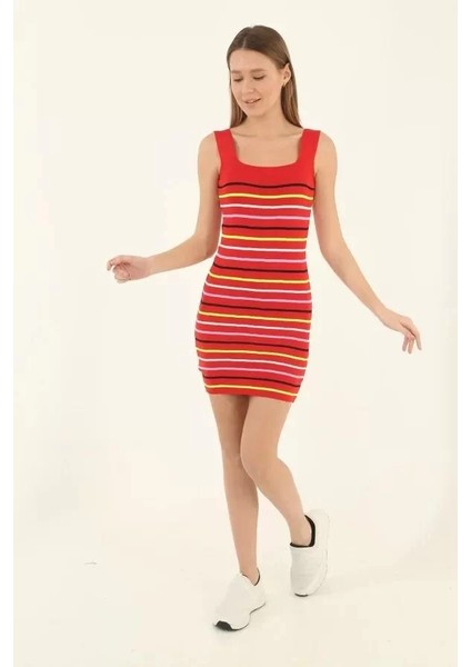 Kadın Kare Yaka Midi Boy Likralı Polelit Elbise - Kırmızı fırsatları