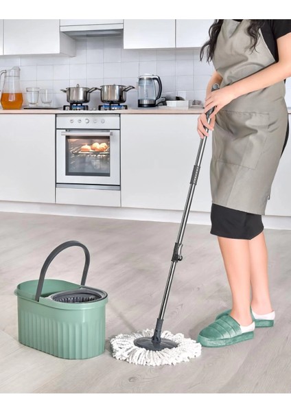 Otomatik Mop Seti Paspas ve Sıkma Kovası, 360° Döner Başlıklı Mikrofiber Yer Temizleme Mor fırsatları