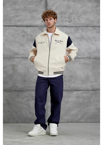 Ekru Beyaz Nmrc Nakış Detaylı Kadife Oversize Ceket fırsatları