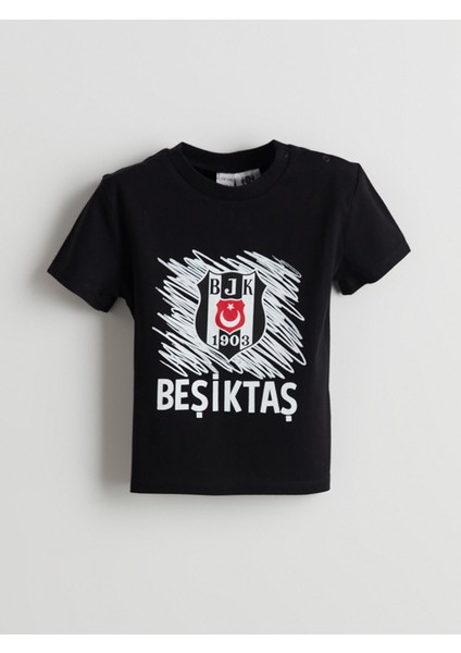 Yeni Sezon Beşiktaş Baskılı Erkek Bebek Şortlu Takım fiyatları