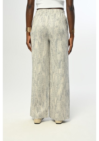 Kadın Bol Paça Beli Lastikli Beyaz-Laci Pantolon fırsatları