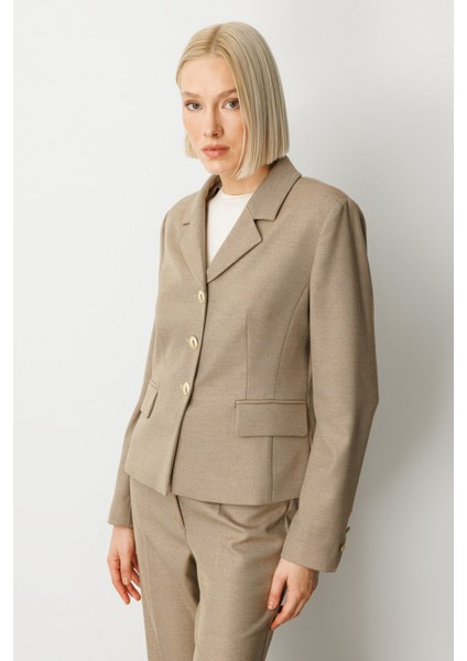 Kadın Omzu Vatkalı Kapak Cepli Ceket 5049 Gold fiyatları