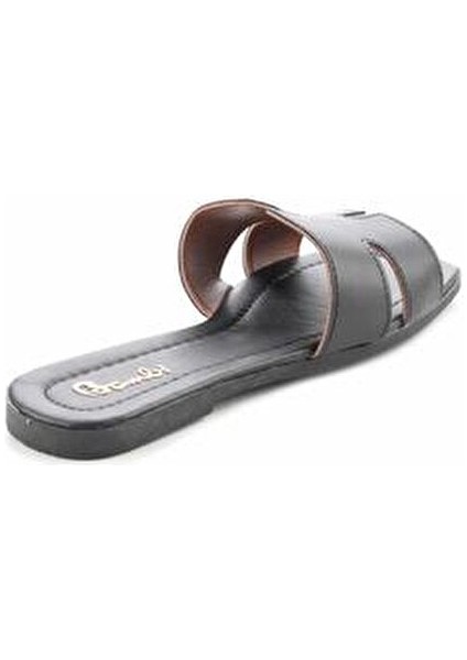 Siyah Kadın Terlik Hafif Malzeme ile Rahat Kullanım