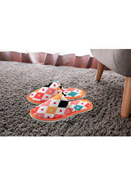 Unisex Ev Terliği Yumuşak Tabanlı Beyaz Poker Deseniyle