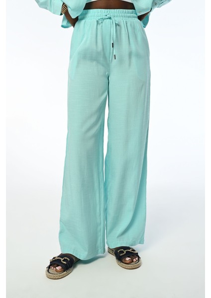 Kadın Beli Lastikli Bol Paça Düz Renk Pantolon