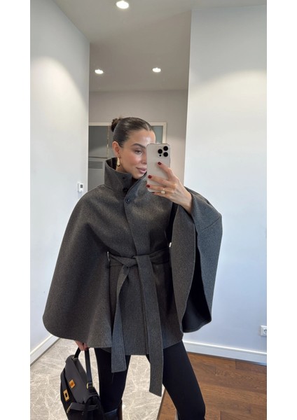 Kemer Detaylı Kaşe Panço indirimleri