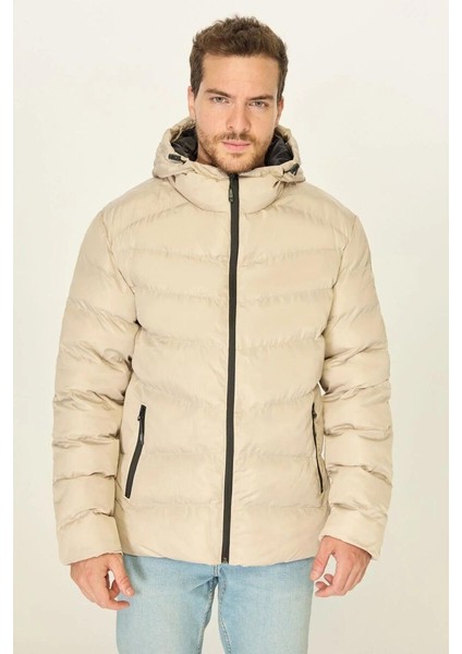 İçi Astarlı Su ve Rüzgar Geçirmez Cepli Kapüşonlu Erkek Mont fiyatları