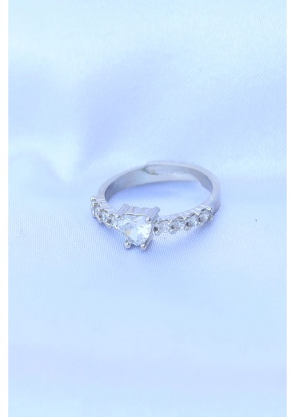 Bfs Pirinç Gümüş Renk Ayarlanabilir Zirkon Taşlı Minimal Kalp Yüzük fiyatları